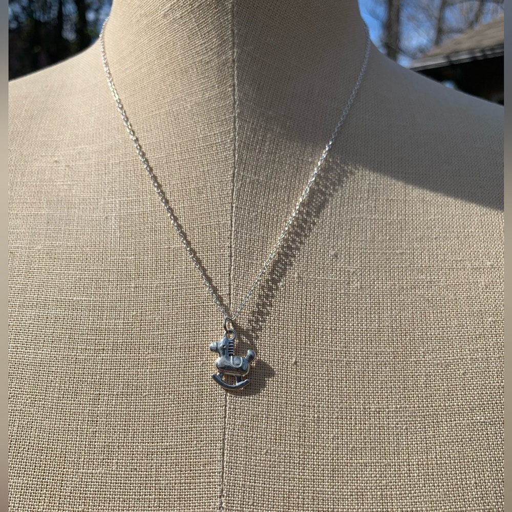 NWT Sterling Silver Plated Chain & Rocking Horse Alloy Metal Charm Necklace - Picture 5 of 16
